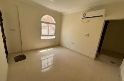 Apartment - 2 Bedrooms - 3 Bathrooms for rent in Al Hitmi - Al Hitmi - Doha