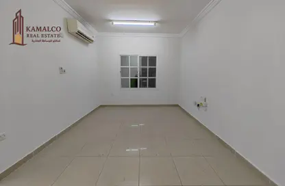 Apartment - 2 Bedrooms - 2 Bathrooms for rent in Al Muntazah Street - Al Muntazah - Doha
