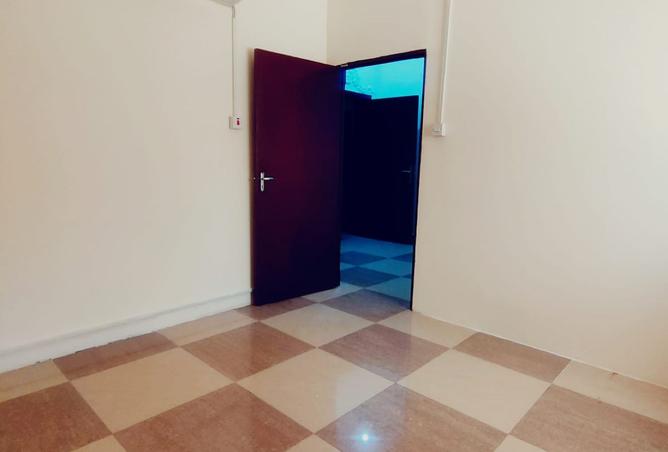 1006243 - Property Image 3