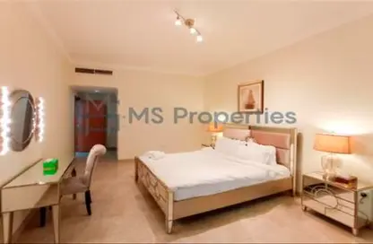 Apartment - 1 Bedroom - 2 Bathrooms for rent in West Porto Drive - Porto Arabia - The Pearl Island - Doha