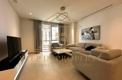 Apartment - 1 Bedroom - 2 Bathrooms for rent in Viva West - Viva Bahriyah - The Pearl Island - Doha