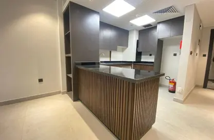 Apartment - 1 Bedroom - 2 Bathrooms for rent in Boulevard View - Yasmeen City - Lusail