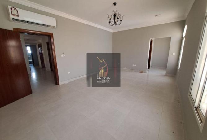 908153 - Property Image 3