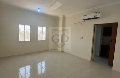 Apartment - Studio - 1 Bathroom for rent in Salwa Road - Al Aziziyah - Doha