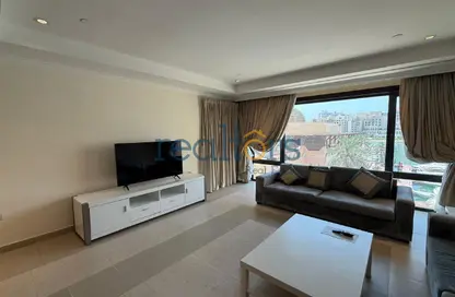 Townhouse - 2 Bedrooms - 3 Bathrooms for sale in West Porto Drive - Porto Arabia - The Pearl Island - Doha