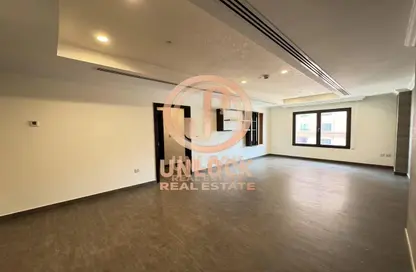 Apartment - 1 Bedroom - 2 Bathrooms for rent in East Porto Drive - Porto Arabia - The Pearl Island - Doha