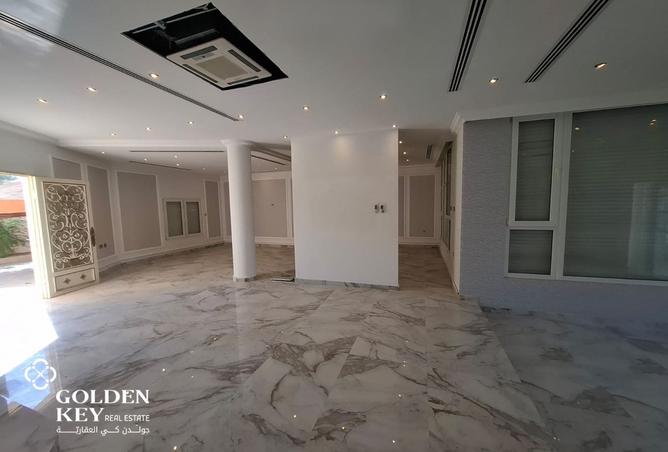 992671 - Property Main Image