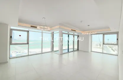 Apartment - 2 Bedrooms - 3 Bathrooms for rent in Gewan Island - The Pearl Island - Doha