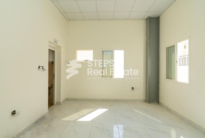 976095 - Property Image 3