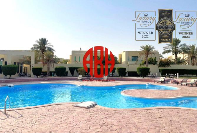 912784 - Property Image 2