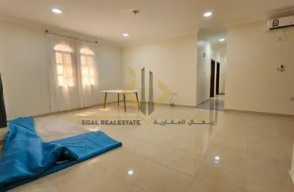 شقة - 2 غرف نوم - 2 حمامات للايجار في شارع النصر - النصر - الدوحة