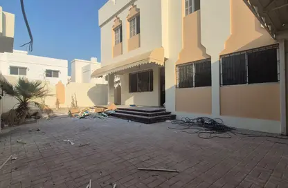 فيلا - 3 غرف نوم - 3 حمامات للايجار في شارع النصر - النصر - الدوحة