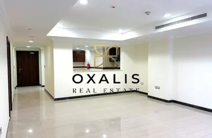 Apartment - 1 Bedroom - 2 Bathrooms for rent in Marina Gate - Porto Arabia - The Pearl Island - Doha