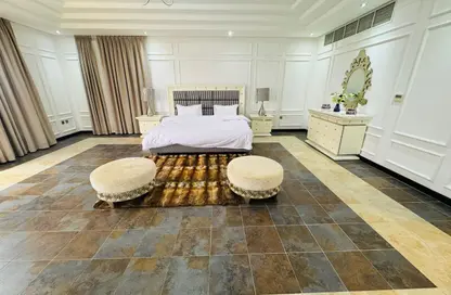 Villa - 5 Bedrooms - 7 Bathrooms for rent in West Bay - West Bay - Doha