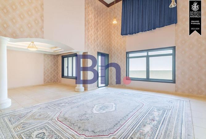 969931 - Property Image 3