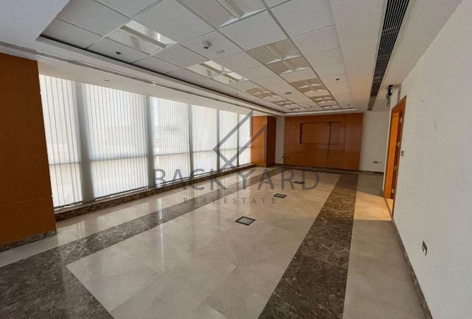 989824 - Property Image 2