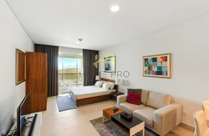 Apartment - Studio - 1 Bathroom for rent in Viva Central - Viva Bahriyah - The Pearl Island - Doha