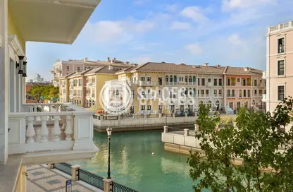 Apartment - 3 Bedrooms - 4 Bathrooms for rent in Carnaval - Qanat Quartier - The Pearl Island - Doha