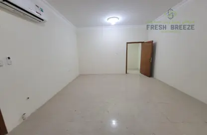 Apartment - 1 Bathroom for rent in Old Salata - Salata - Doha