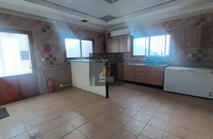 Villa - Studio - 4 Bathrooms for rent in Al Nuaija Street - Al Hilal West - Al Hilal - Doha