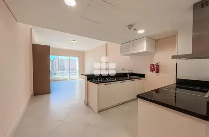 Kitchen image for: Apartment - 1 Bathroom for rent in Tower 2 - Viva Bahriyah - The Pearl Island - Doha, Image 1