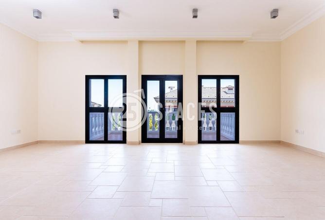 960134 - Property Image 2