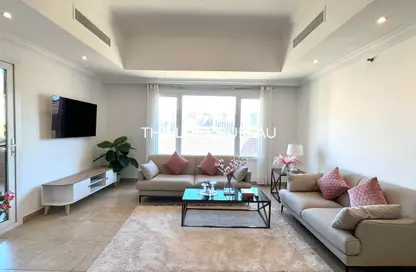 Apartment - 2 Bedrooms - 3 Bathrooms for rent in East Porto Drive - Porto Arabia - The Pearl Island - Doha