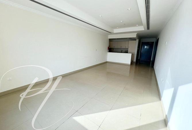 985387 - Property Image 3