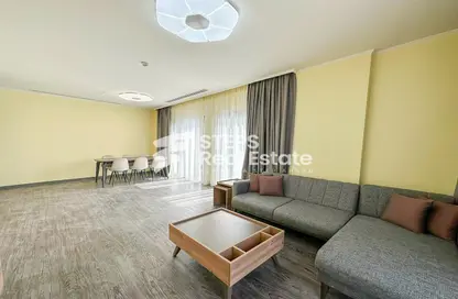 Apartment - 2 Bedrooms - 2 Bathrooms for rent in Thabit Bin Zaid Street - Al Mansoura - Doha