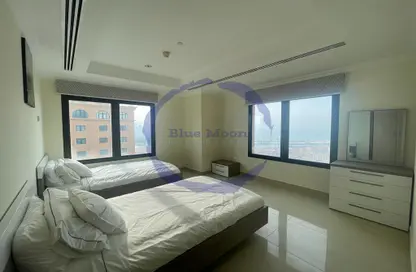 Room / Bedroom image for: Apartment - 2 Bedrooms - 3 Bathrooms for sale in West Porto Drive - Porto Arabia - The Pearl Island - Doha, Image 1