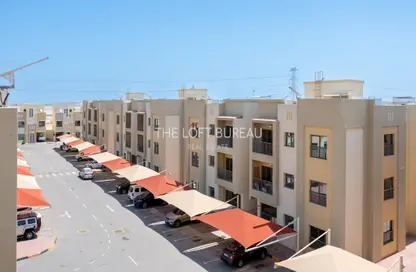Apartment - 2 Bedrooms - 2 Bathrooms for sale in Al Wakra - Al Wakra - Al Wakrah - Al Wakra