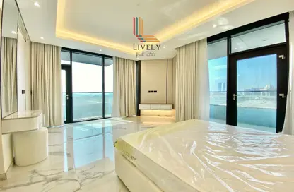 Apartment - 2 Bedrooms - 4 Bathrooms for rent in Marina Residences 195 - Marina District - Lusail