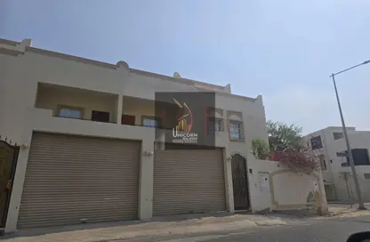 فيلا - 4 غرف نوم - 4 حمامات للايجار في شارع النعيجة - النعيجة - الدوحة
