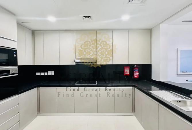 932463 - Property Image 3