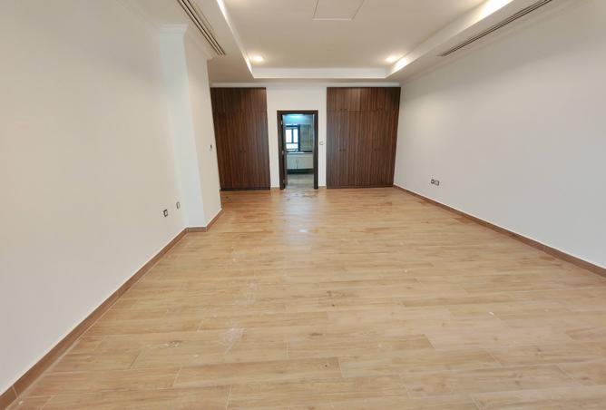 977682 - Property Image 3