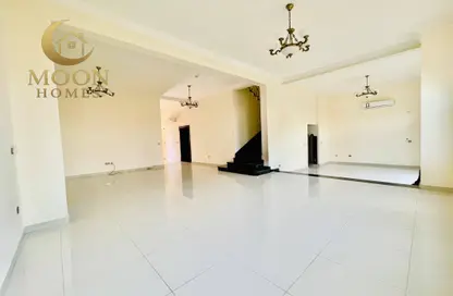 Apartment - 5 Bedrooms - 5 Bathrooms for rent in Bu Hamour Street - Abu Hamour - Doha