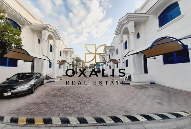 932299 - Property Image 2