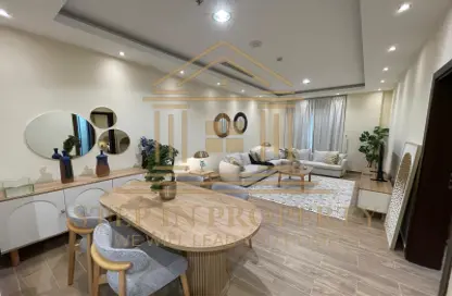 Apartment - 2 Bedrooms - 2 Bathrooms for rent in Ramada Commercial Building - Al Rawabi Street - Al Muntazah - Doha