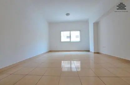 Apartment - 2 Bedrooms - 2 Bathrooms for rent in Thabit Bin Zaid Street - Al Mansoura - Doha