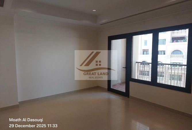 997561 - Property Image 3