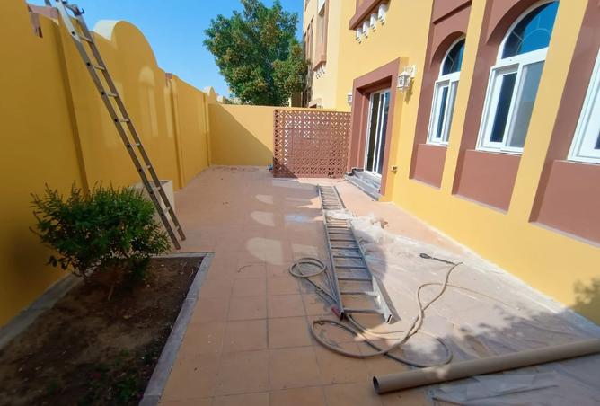 981989 - Property Image 3