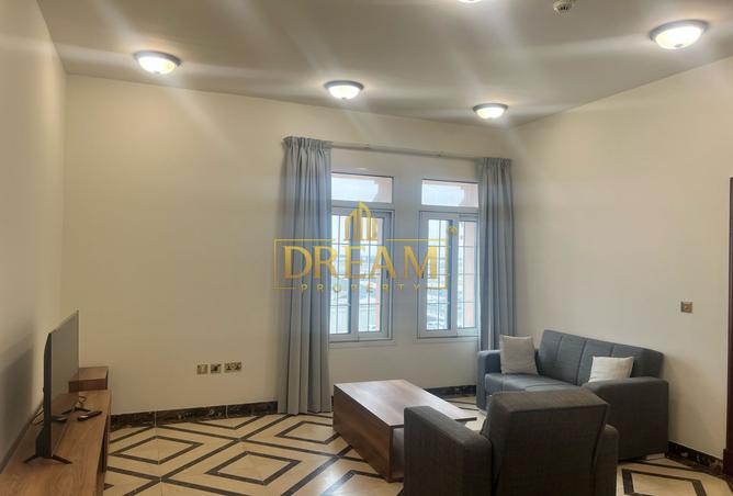 853089 - Property Image 3