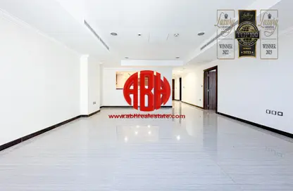 Apartment - 1 Bedroom - 2 Bathrooms for rent in East Porto Drive - Porto Arabia - The Pearl Island - Doha