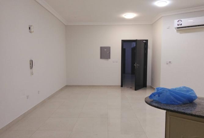 943784 - Property Image 3
