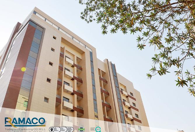 747543 - Property Image 2