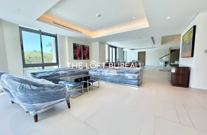 Duplex - 3 Bedrooms - 4 Bathrooms for rent in Abraj Bay - Abraj Quartiers - The Pearl Island - Doha