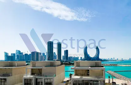 Apartment - 1 Bedroom - 2 Bathrooms for sale in Gewan Island - The Pearl Island - Doha