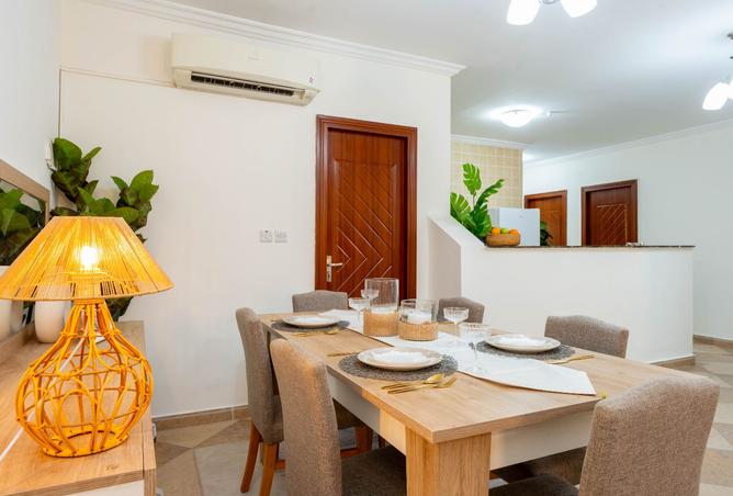 983915 - Property Main Image