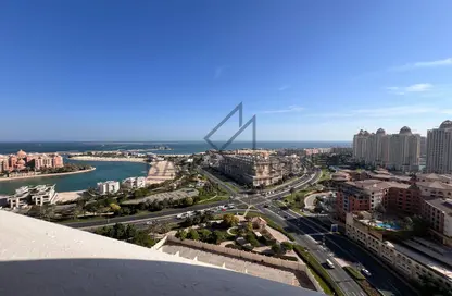 شقة - 2 غرف نوم - 3 حمامات للايجار في طريق بورتو الغربي - بورتو أرابيا - جزيرة اللؤلؤة - الدوحة