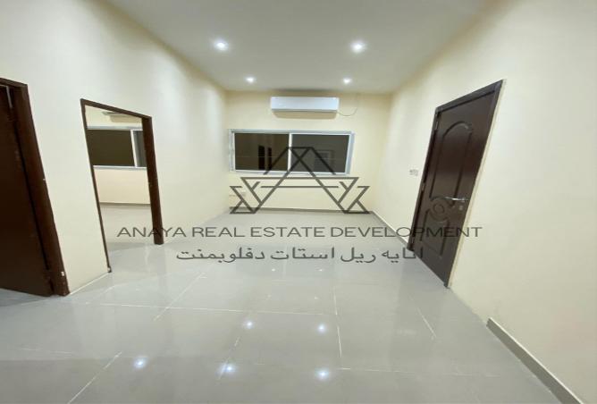933741 - Property Image 3